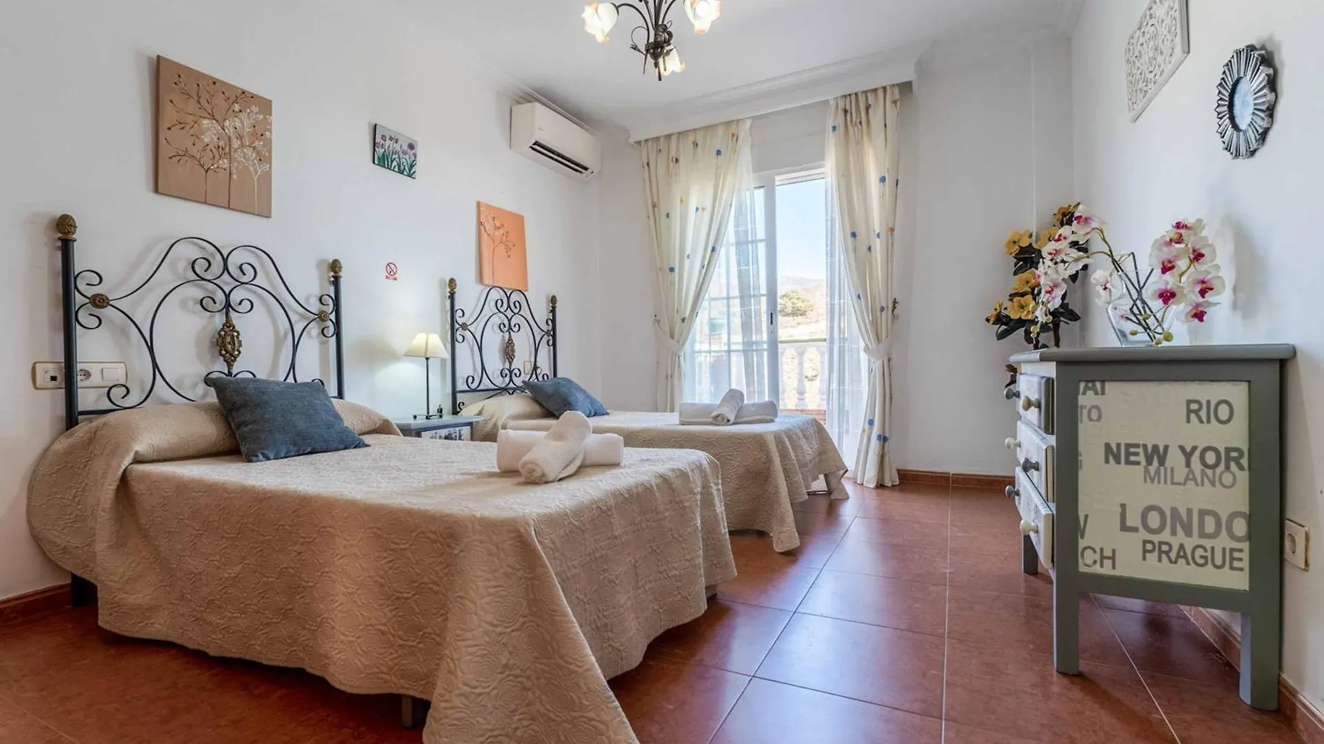 Villa Exotica Nerja 0*,